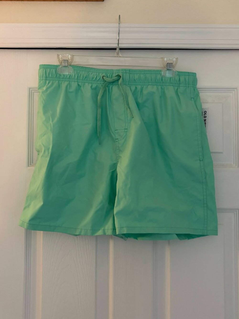 NEW WITH TAGS Men's Medium Tall Green Old Navy Swim Trunks